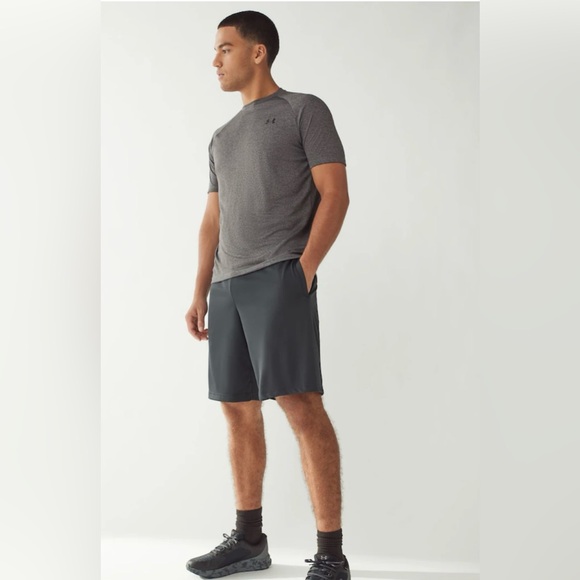 Men’s Under Armour Dark Grey Tech 2 T-Shirt, size Large - Picture 2 of 11